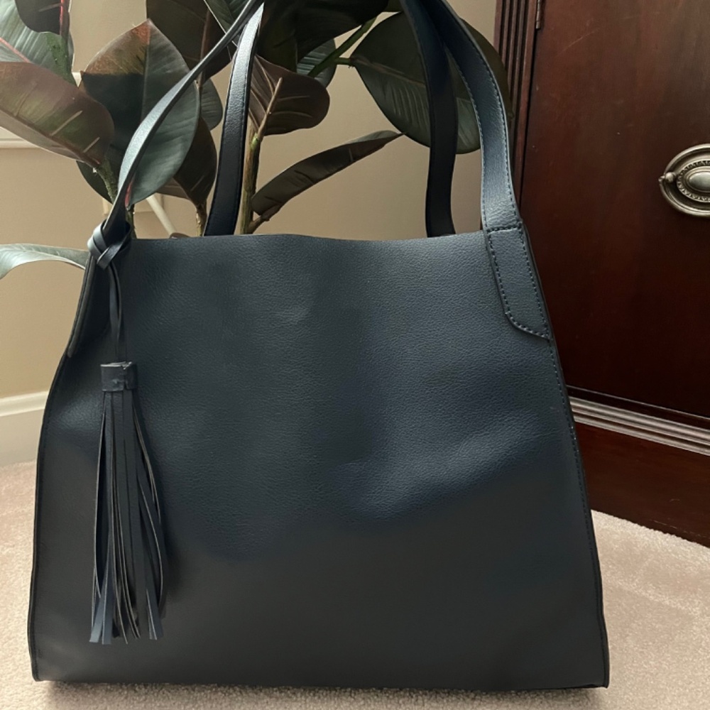 Leith Trapezoid Faux Leather Tote in Blue